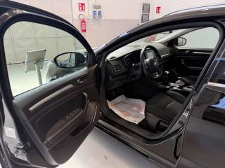 RENAULT Megane usata, con Specchietti laterali elettrici