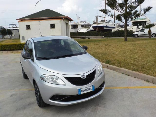 LANCIA Ypsilon usata, con Airbag Passeggero
