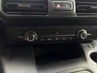 OPEL Combo usata, con Servosterzo