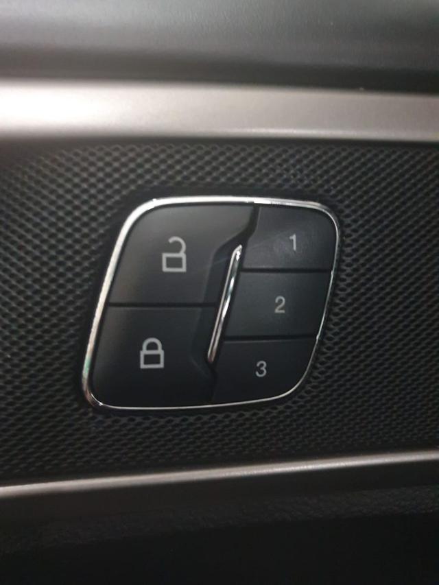 FORD Mondeo usata, con MP3