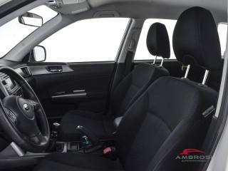 SUBARU Forester usata 8