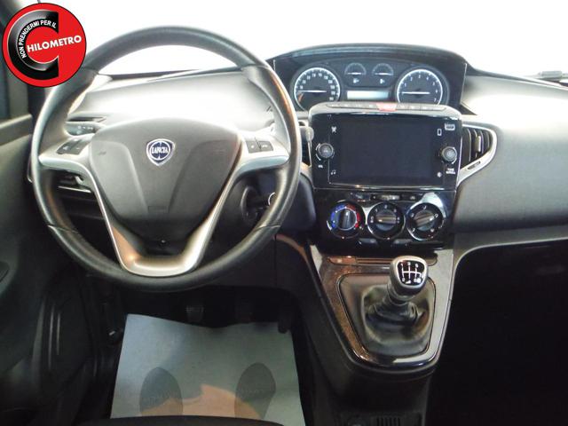 LANCIA Ypsilon usata, con ESP