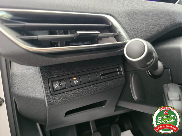 PEUGEOT 3008 usata, con Volante in pelle