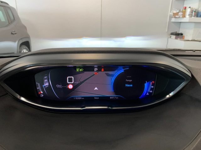 PEUGEOT 3008 usata, con Fari LED