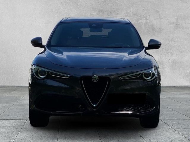 ALFA ROMEO Stelvio usata, con Controllo automatico clima