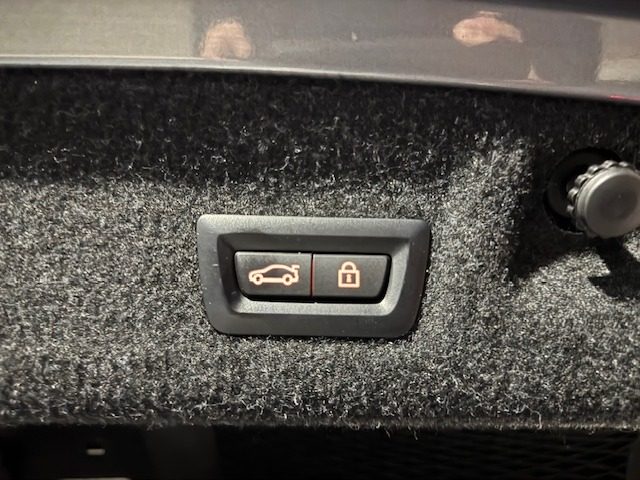 BMW M4 usata, con Touch screen