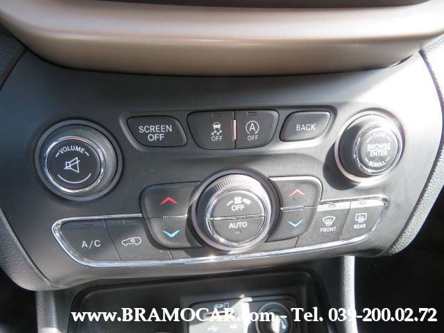 JEEP Cherokee usata, con Park Distance Control
