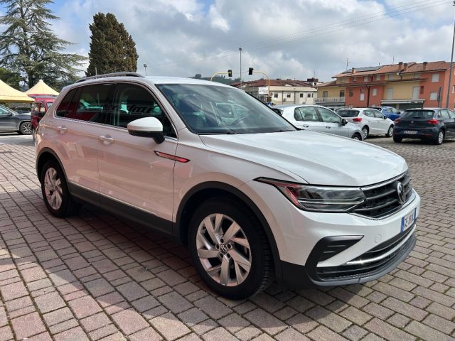 VOLKSWAGEN Tiguan usata, con Airbag
