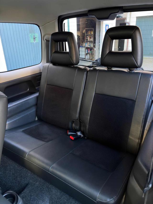 SUZUKI Jimny usata, con Chiusura centralizzata