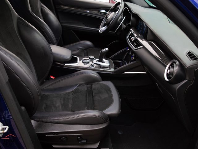 ALFA ROMEO Stelvio usata, con Autoradio digitale