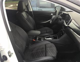 OPEL Grandland usata, con Autoradio