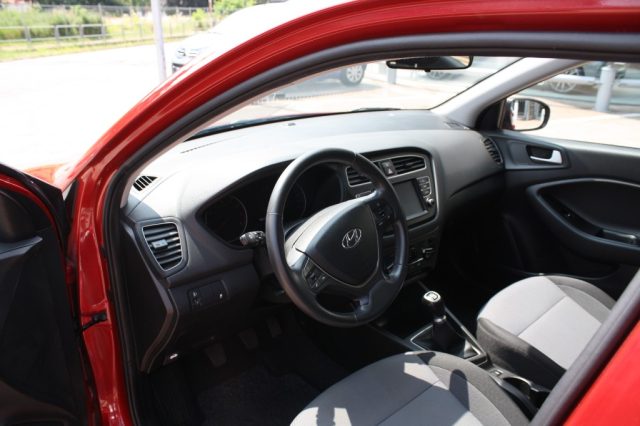 HYUNDAI i20 usata, con ESP