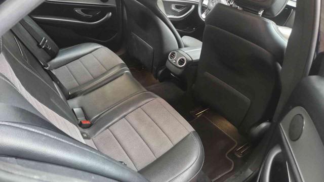 MERCEDES-BENZ E 220 usata, con Controllo trazione