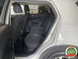 VOLKSWAGEN T-Cross usata, con USB