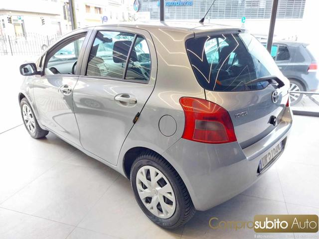 TOYOTA Yaris usata, con Chiusura centralizzata