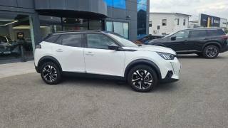 PEUGEOT 2008 usata, con Airbag