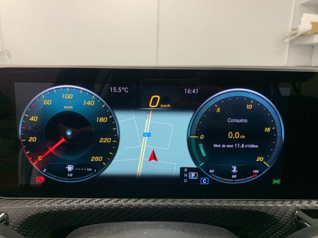 MERCEDES-BENZ A 180 usata, con Specchietti laterali elettrici