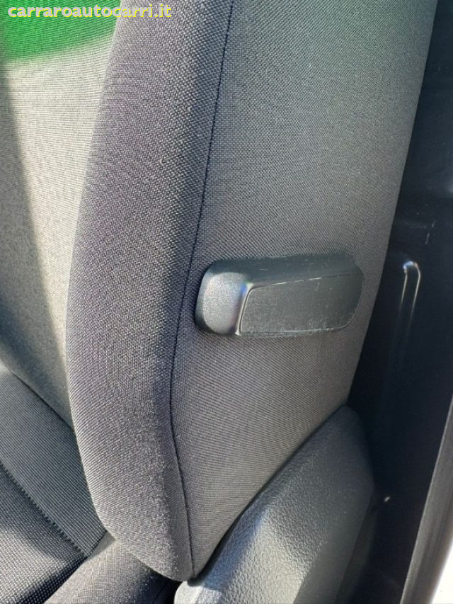 VOLKSWAGEN Crafter usata, con Riconoscimento dei segnali stradali