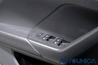 VOLKSWAGEN T-Cross usata, con Luci diurne