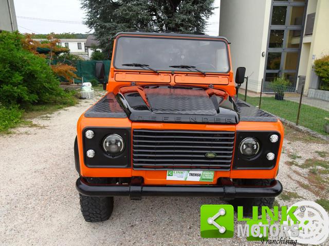 LAND ROVER Defender usata, con Sistema di navigazione