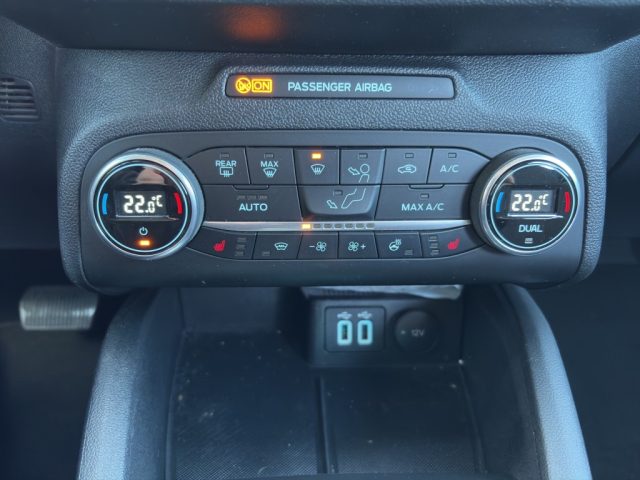 FORD Focus usata, con Bluetooth