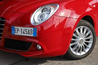 ALFA ROMEO MiTo usata, con Volante in pelle