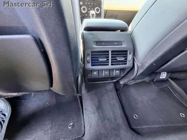 LAND ROVER Discovery Sport usata, con Fendinebbia