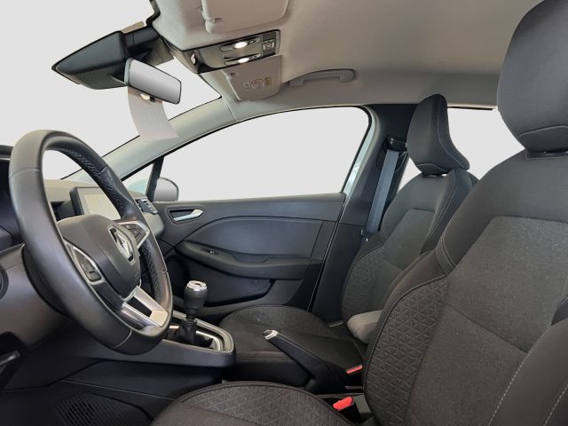 RENAULT Clio usata 11