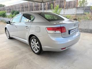 TOYOTA Avensis usata, con Airbag Passeggero