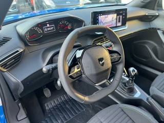 PEUGEOT 2008 usata, con Autoradio