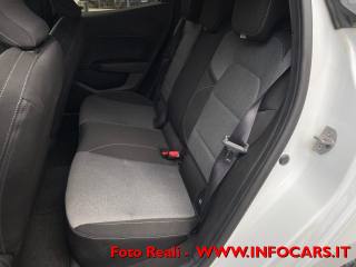 MITSUBISHI Colt usata, con Autoradio