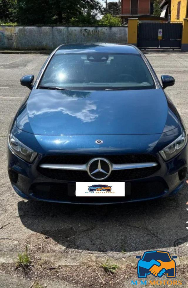 MERCEDES-BENZ A 180 usata, con Airbag