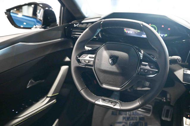 PEUGEOT 408 usata, con Volante in pelle