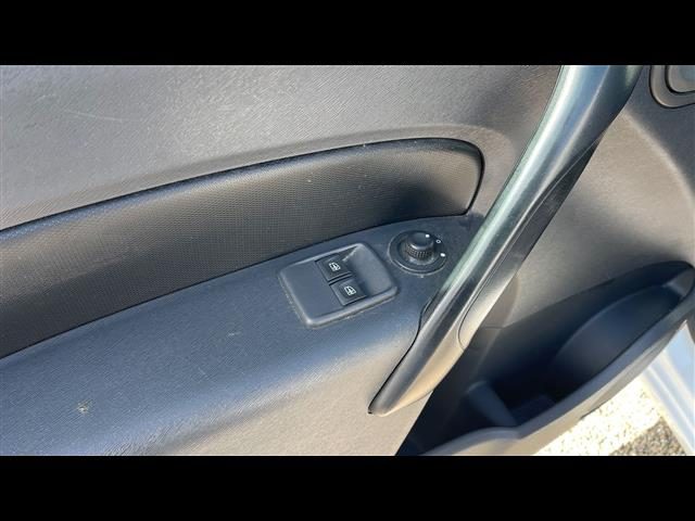 RENAULT Kangoo usata, con USB