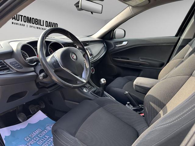 ALFA ROMEO Giulietta usata, con Autoradio
