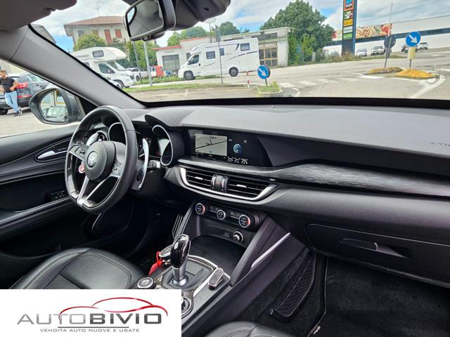 ALFA ROMEO Stelvio usata, con Sedili sportivi