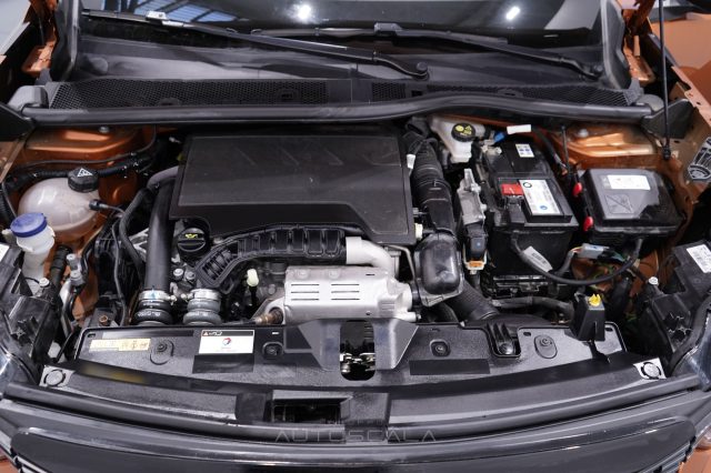PEUGEOT 2008 usata, con Sensore di pioggia