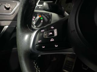 VOLKSWAGEN Golf usata, con ESP