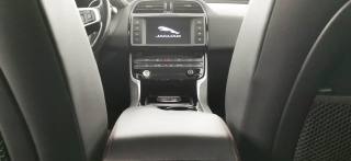 JAGUAR XE usata, con Sensori di parcheggio posteriori
