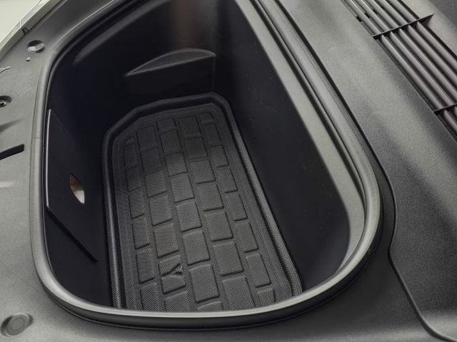 TESLA Model Y usata, con Cronologia tagliandi
