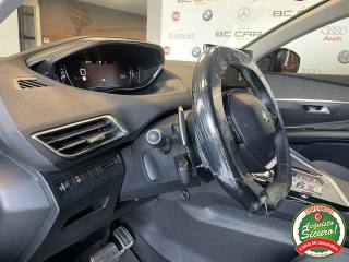 PEUGEOT 3008 usata, con Chiusura centralizzata