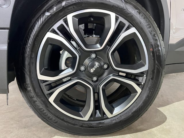 JEEP Avenger usata, con Cerchi in lega