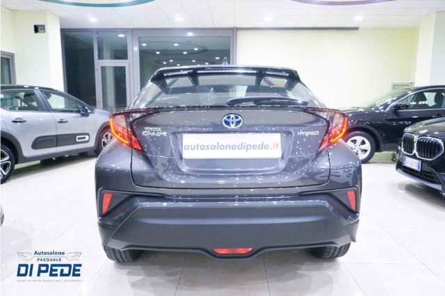 TOYOTA C-HR usata, con Autoradio