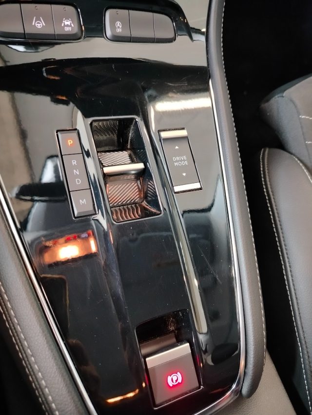 OPEL Grandland usata, con Telecamera per parcheggio assistito