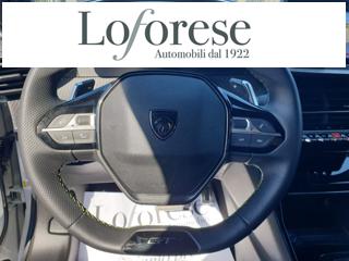 PEUGEOT 2008 usata, con Volante in pelle