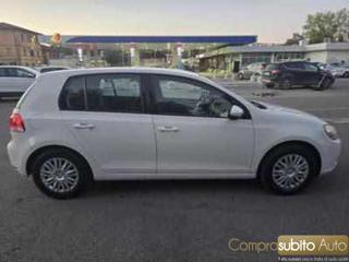 VOLKSWAGEN Golf usata, con Airbag laterali