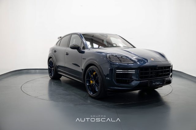 PORSCHE Cayenne usata, con USB