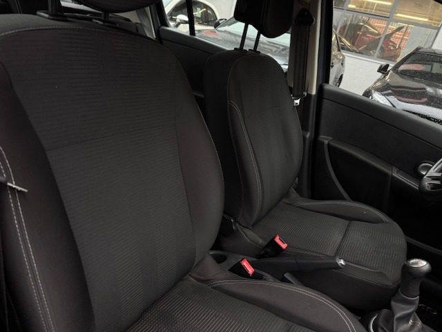 RENAULT Clio usata, con Controllo trazione