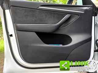TESLA Model Y usata, con Touch screen