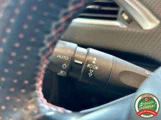 PEUGEOT 2008 usata, con USB
